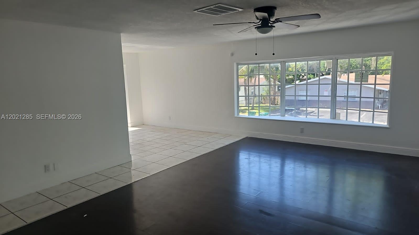 5300 NW 18th Court 4I Property Photo 1