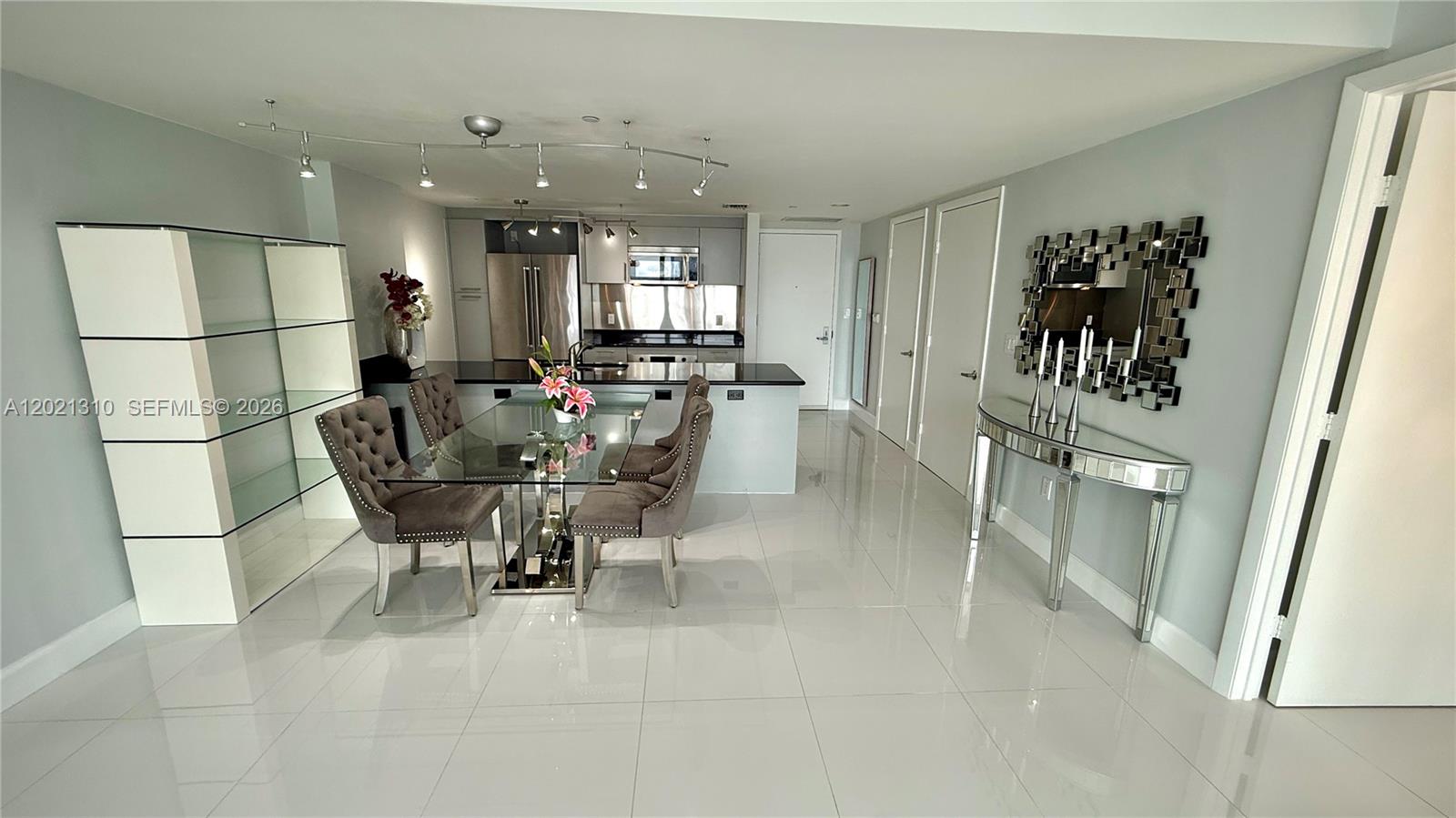 50 Biscayne Boulevard 2501 Property Photo 6