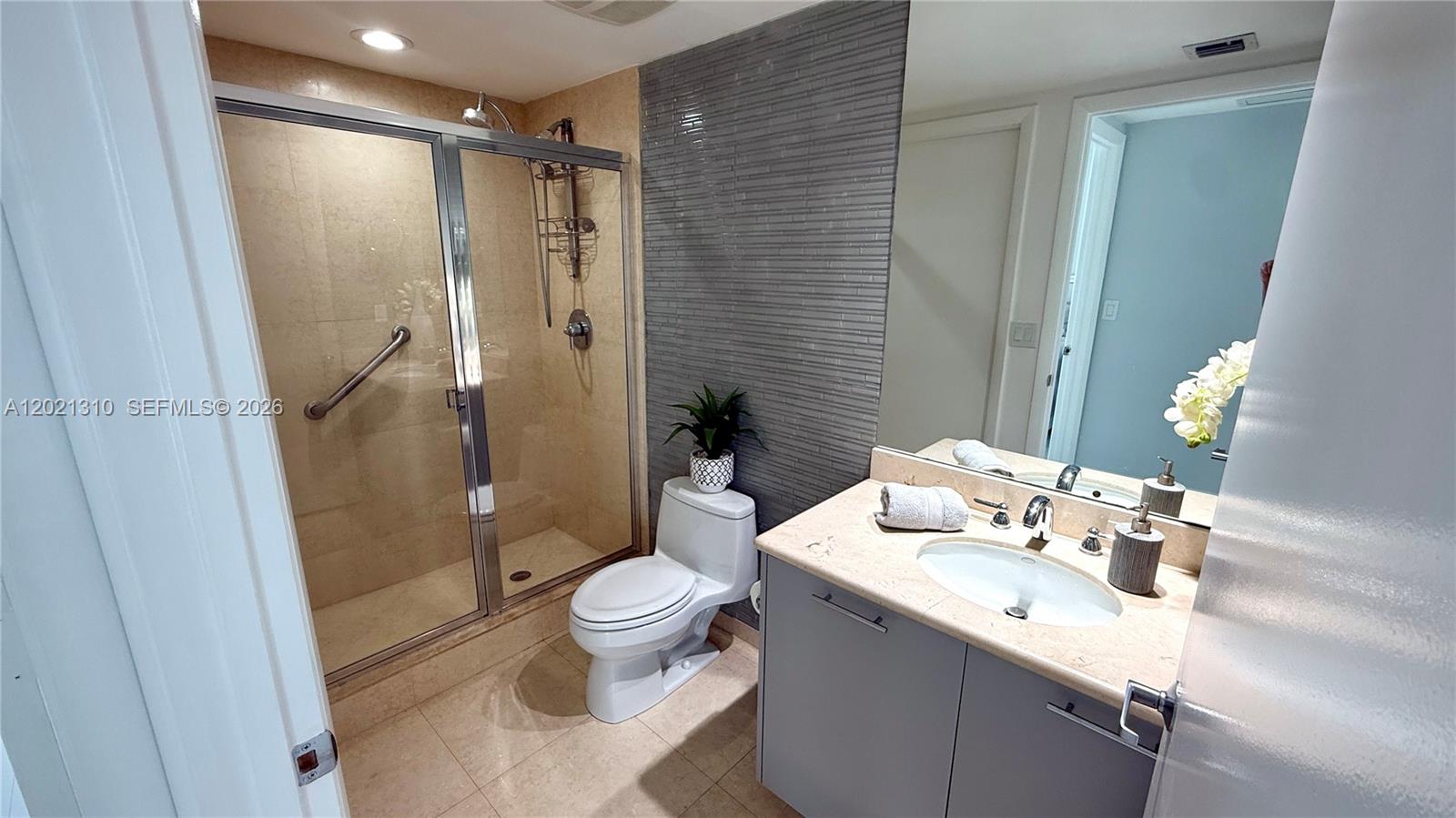 50 Biscayne Boulevard 2501 Property Photo 16