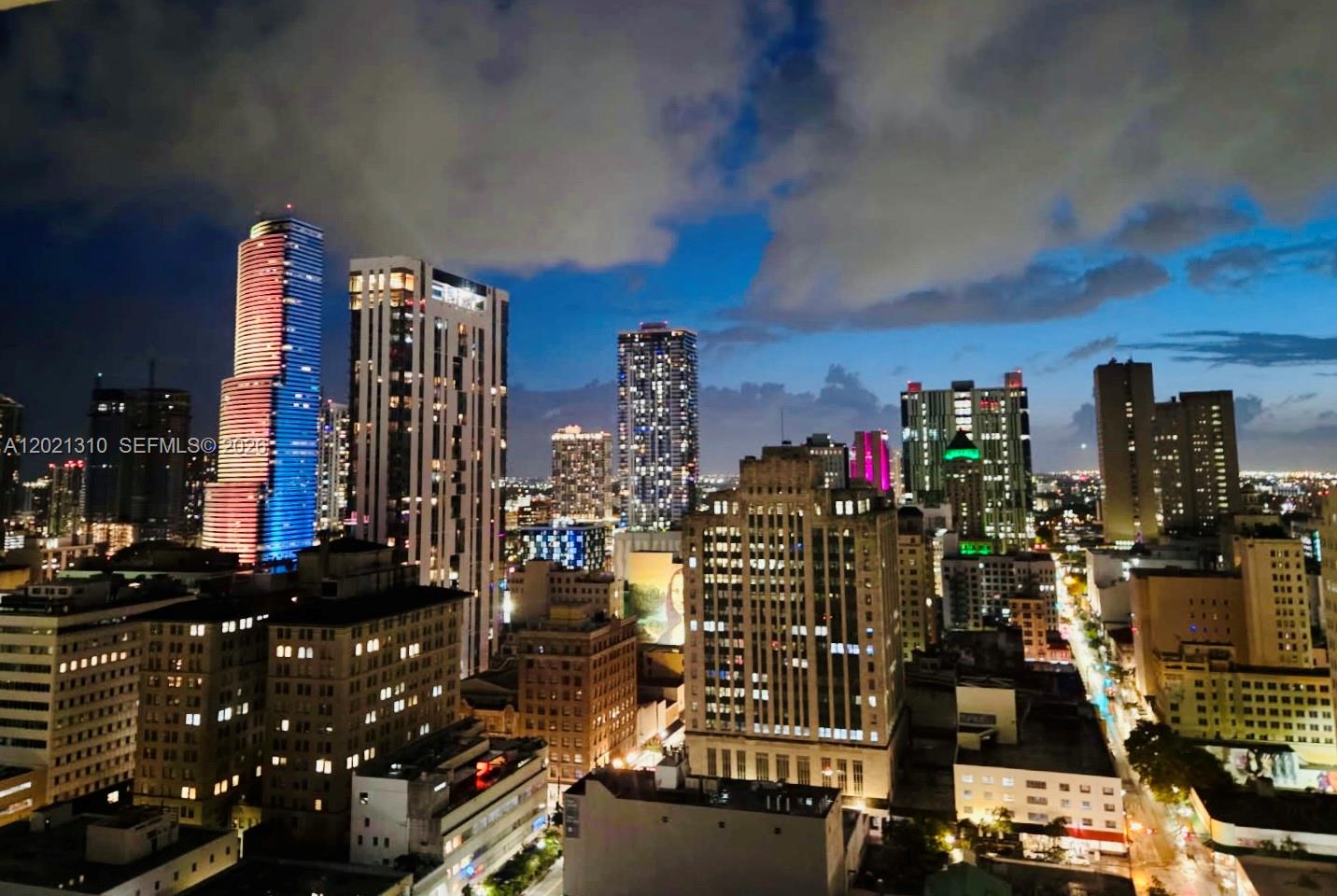 50 Biscayne Boulevard 2501 Property Photo 25