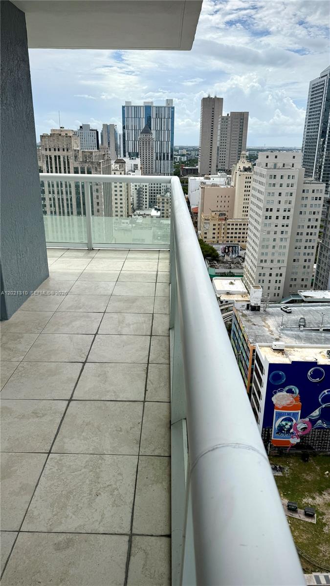 50 Biscayne Boulevard 2501 Property Photo 27
