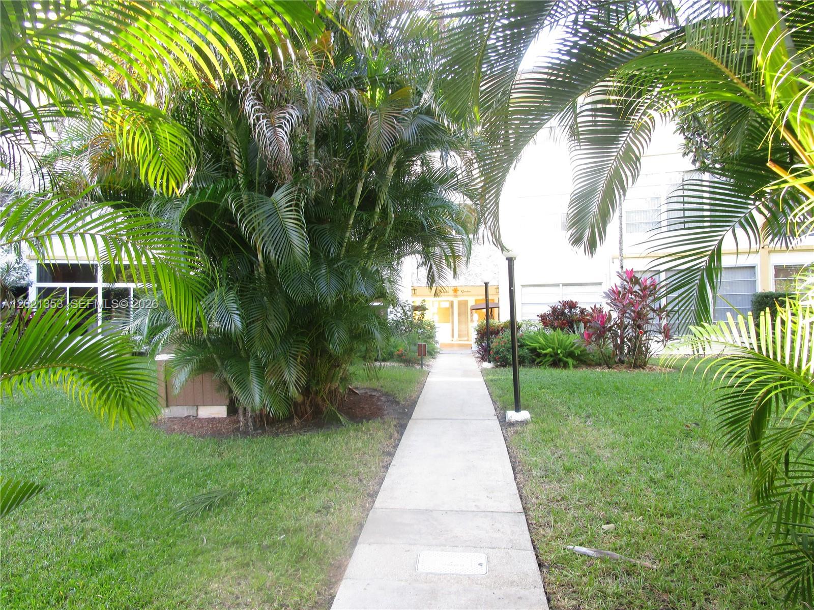 5111 W Oakland Park Boulevard 301 Property Photo 4