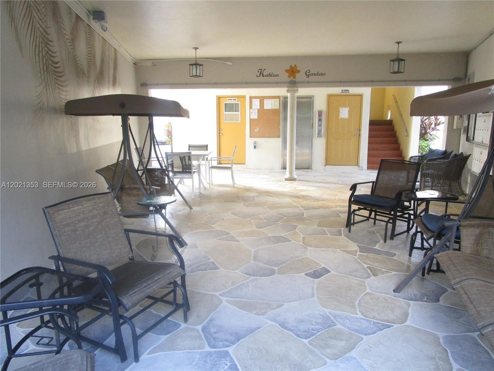 5111 W Oakland Park Boulevard 301 Property Photo 5