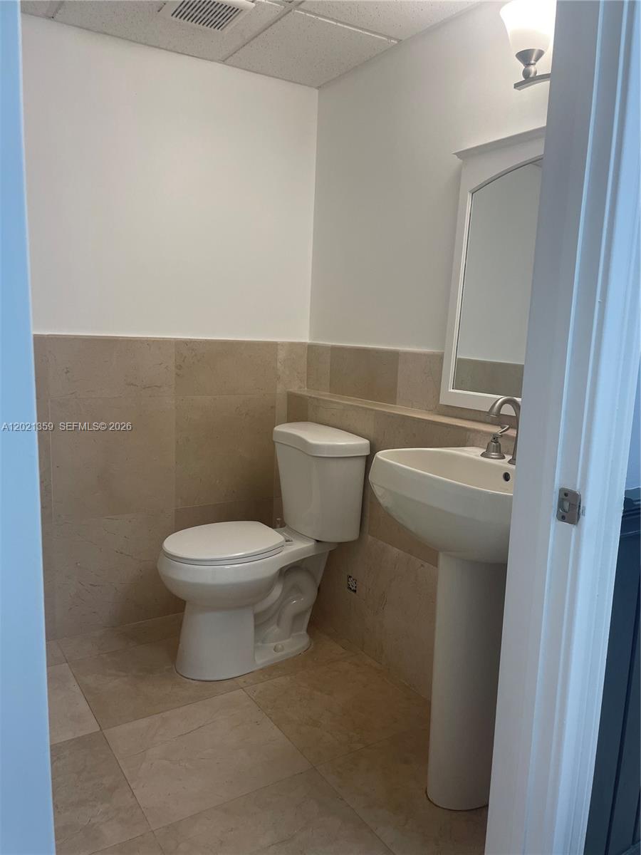 A12021359 Property Photo 5