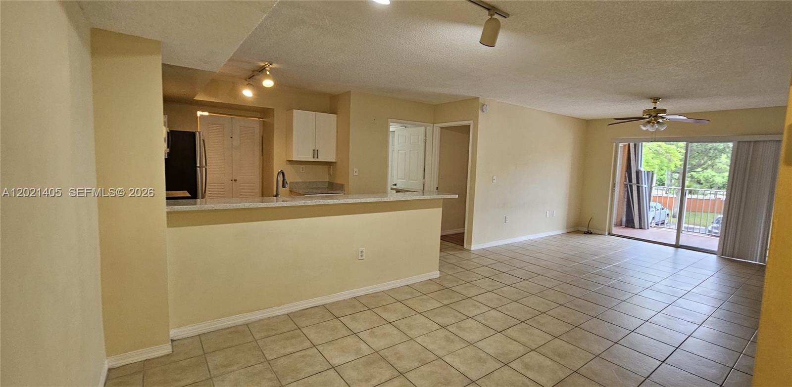 3870 Lyons Road 209-8 Property Photo 10