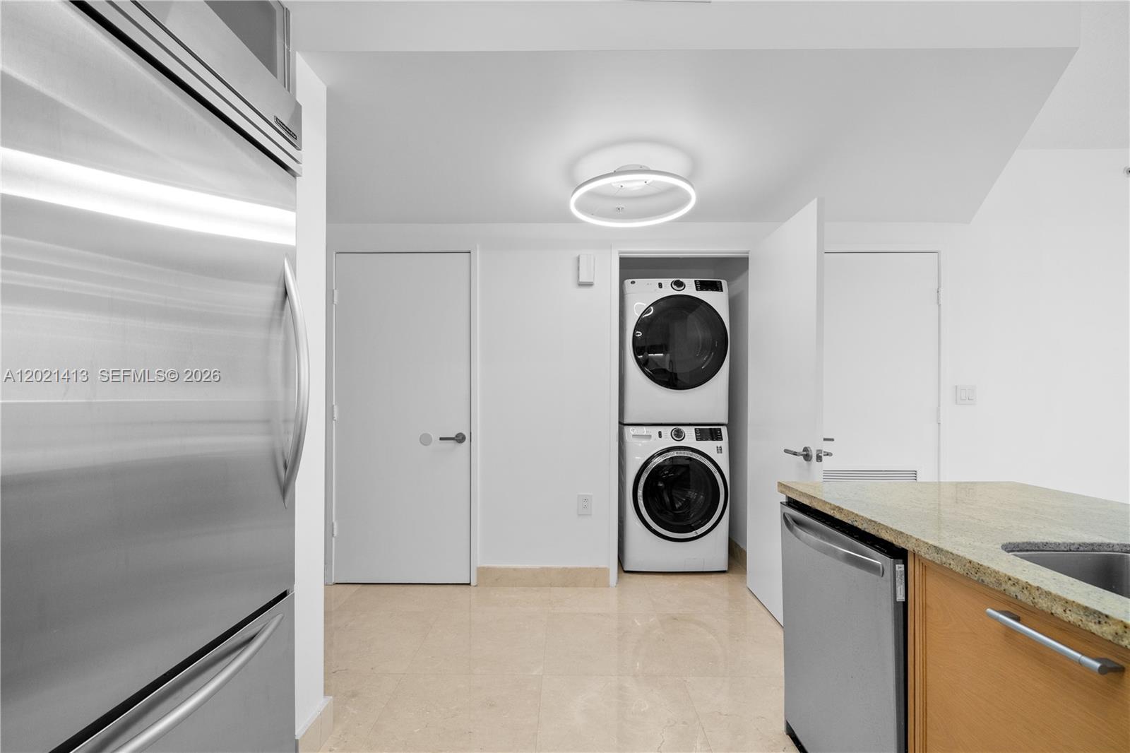 16275 Collins Avenue 1703 Property Photo 5