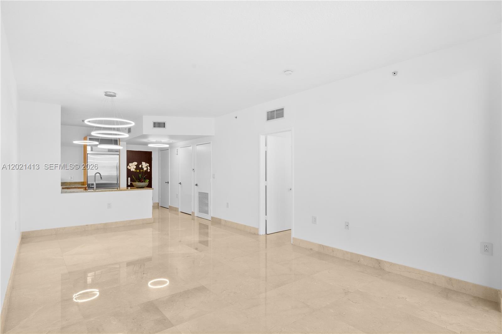 16275 Collins Avenue 1703 Property Photo 6
