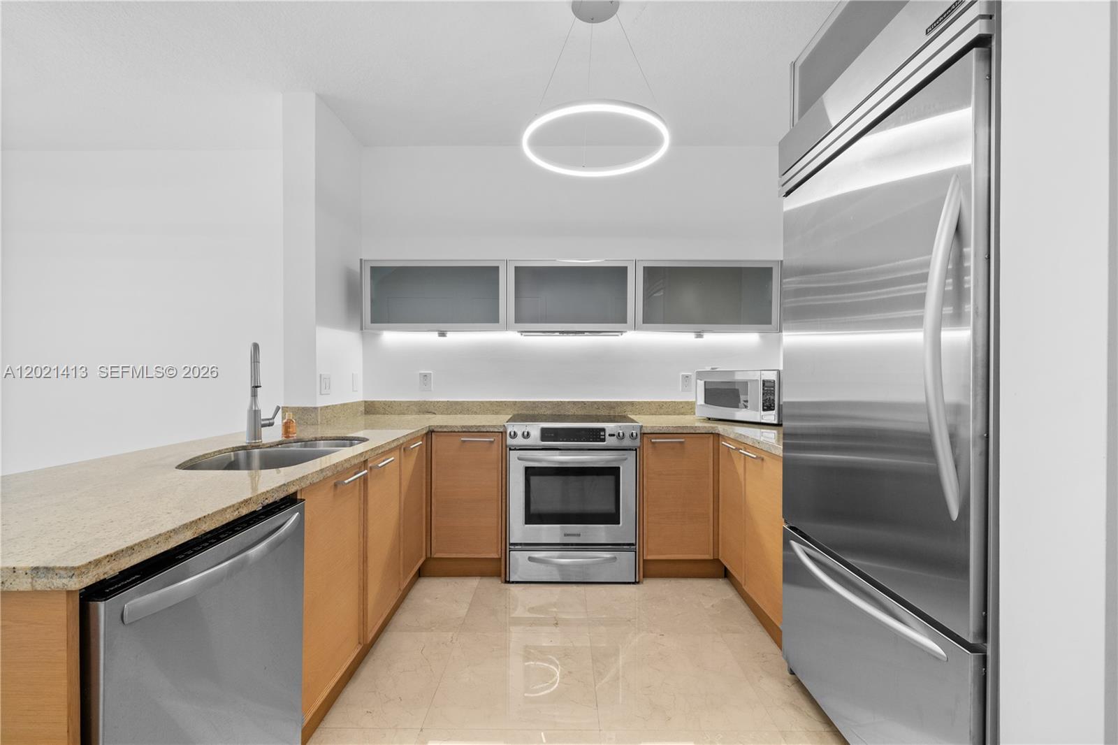 16275 Collins Avenue 1703 Property Photo 8