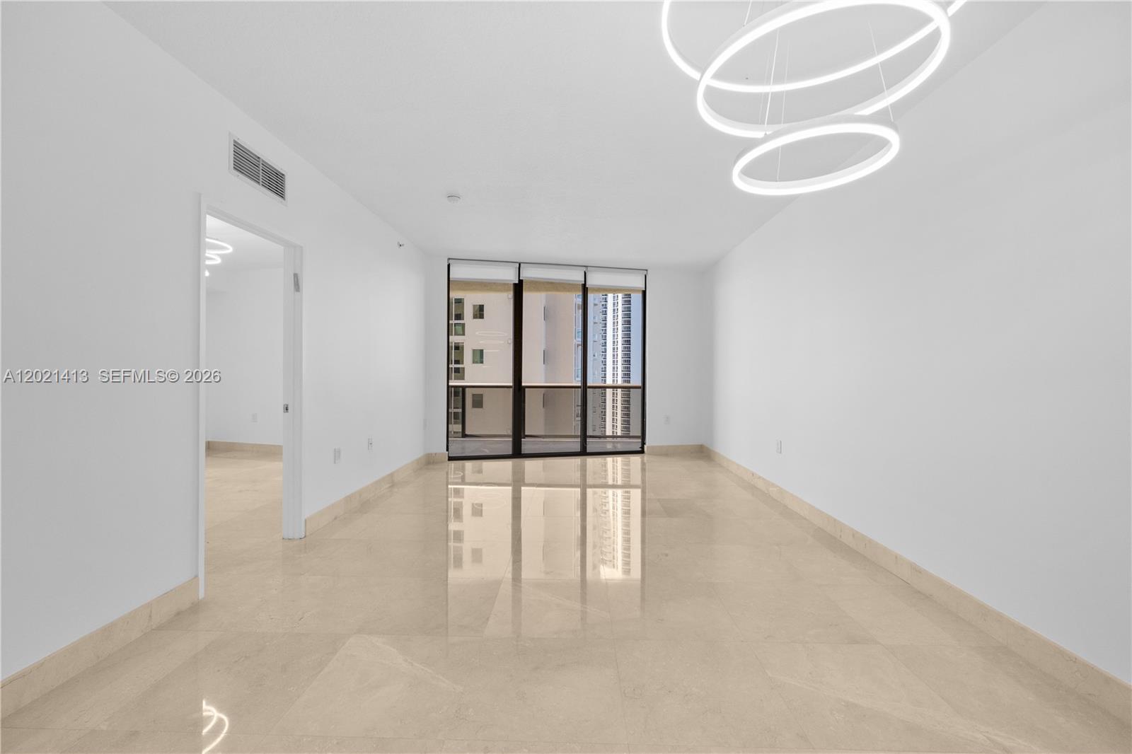 16275 Collins Avenue 1703 Property Photo 14