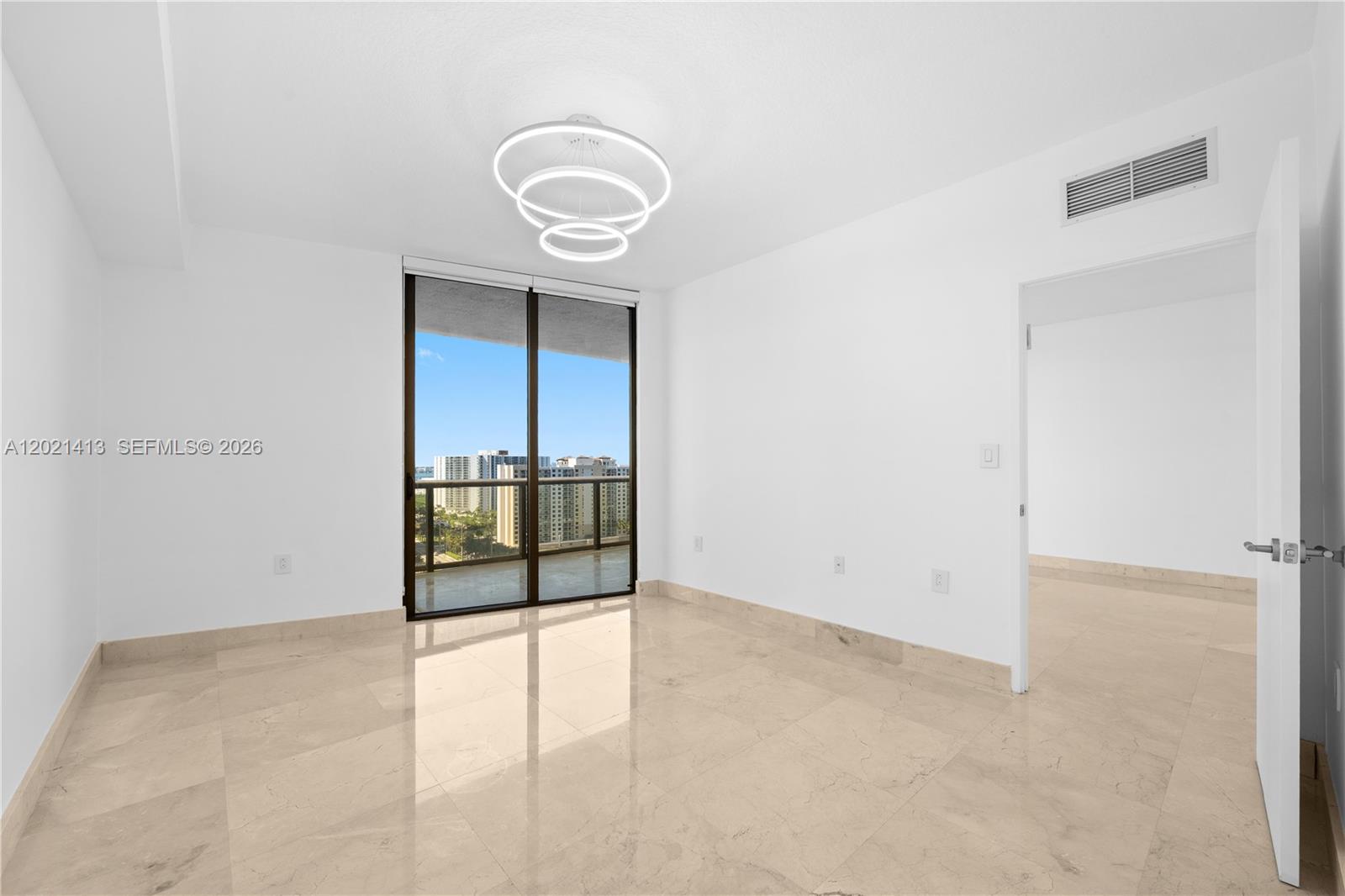 16275 Collins Avenue 1703 Property Photo 15