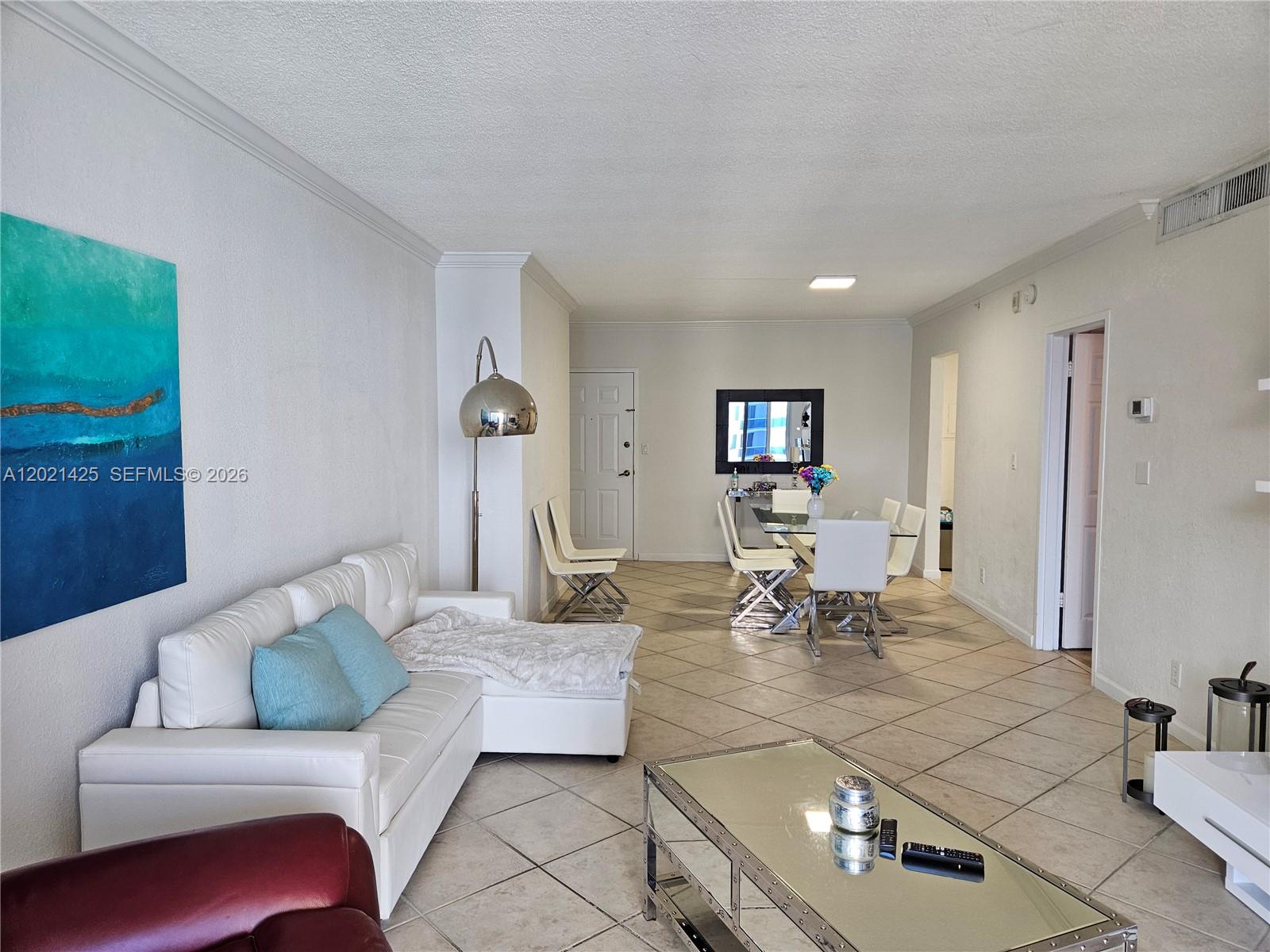 2501 S Ocean Drive Ph17 Property Photo 9