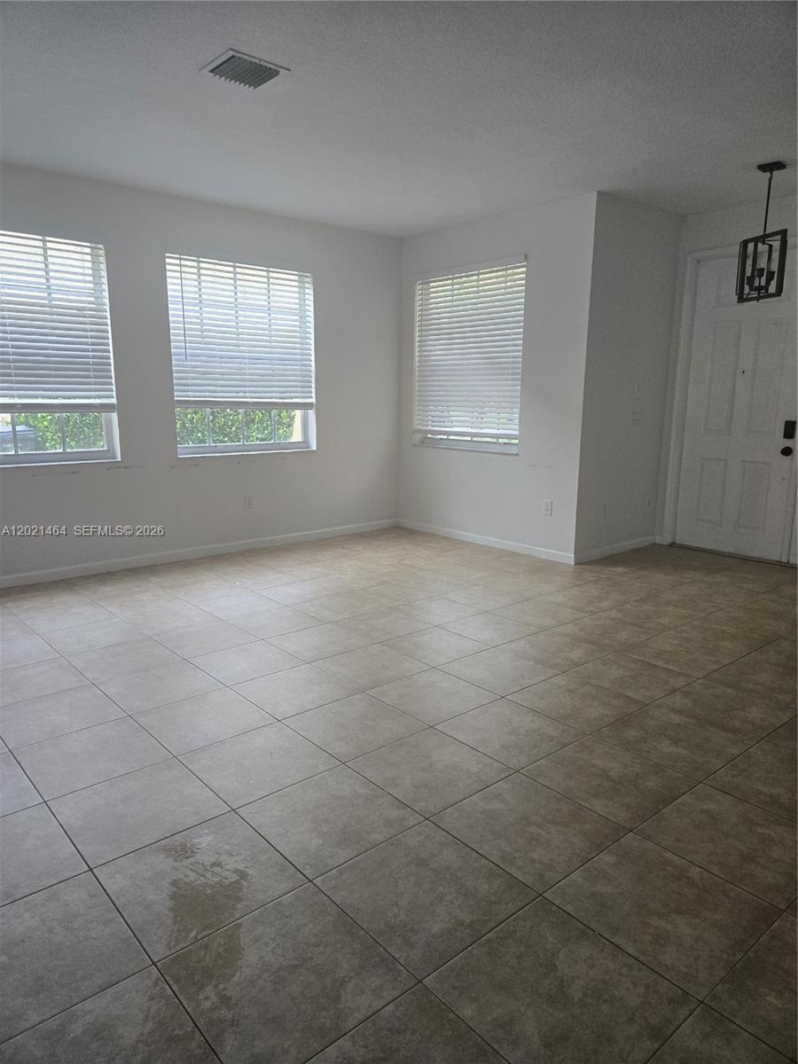 2221 Sloane Place Property Photo 3