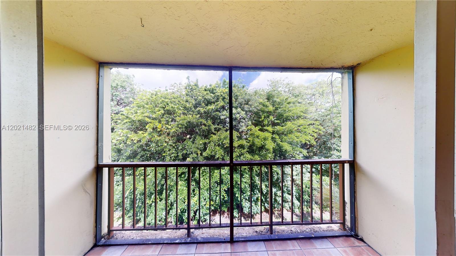 8860 Fontainebleau Boulevard 405 Property Photo 4