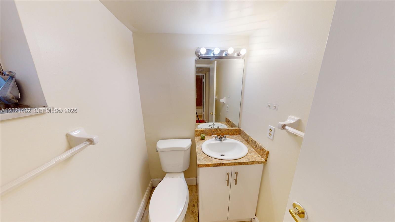 8860 Fontainebleau Boulevard 405 Property Photo 13