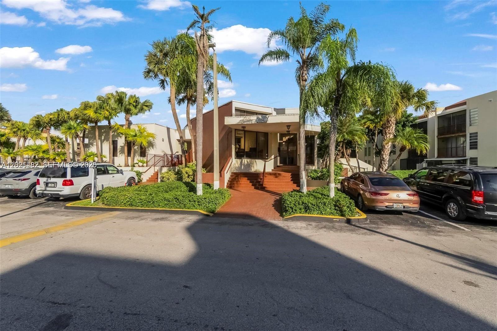 8860 Fontainebleau Boulevard 405 Property Photo 21