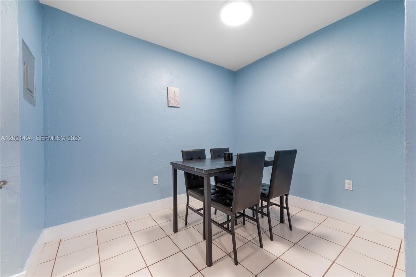 4655 Palm Avenue 332 Property Photo 6