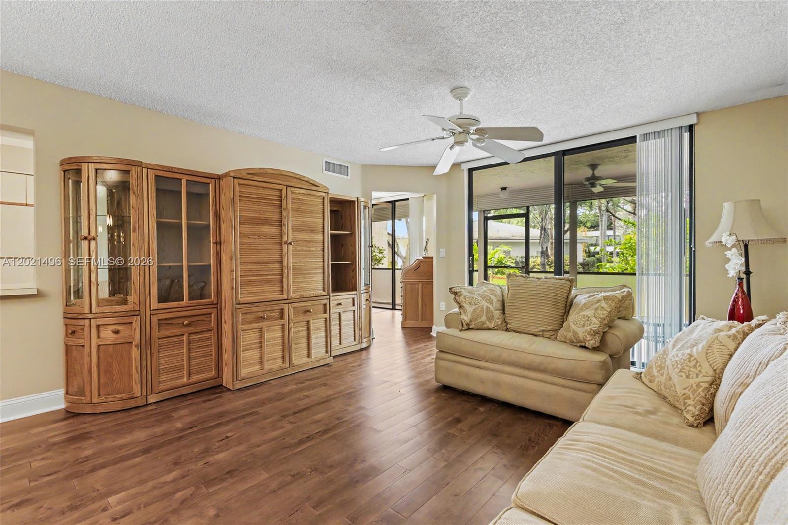 1420 Sheridan Street 3H