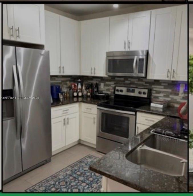 204 E South Street 1061 Property Photo 6