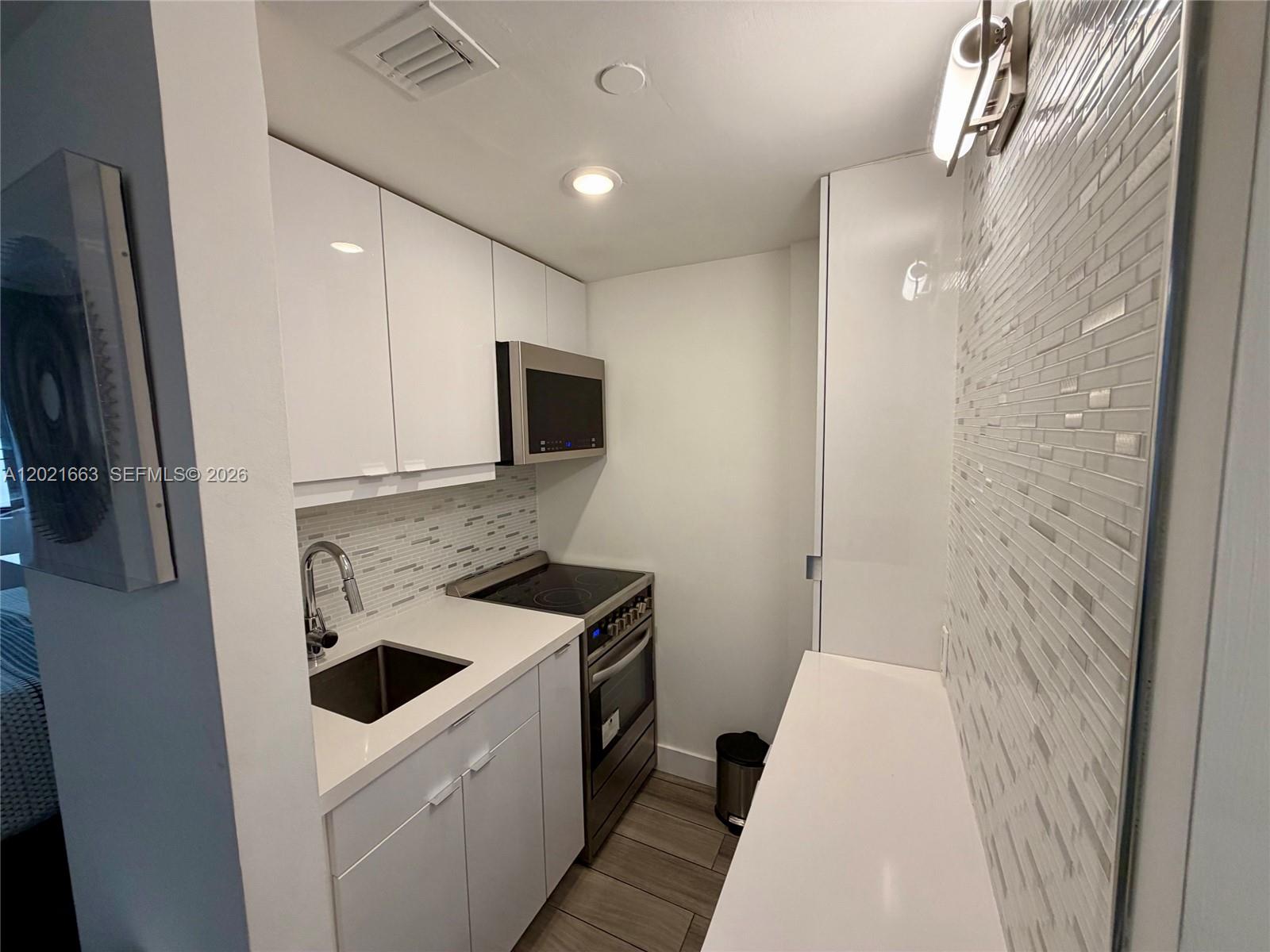 A12021663 Property Photo 6