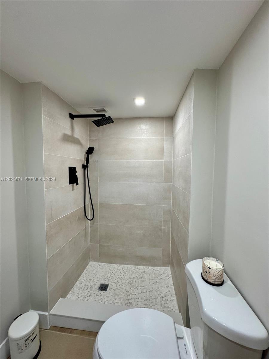 2851 Ne 183rd Street 1607e Property Photo 22