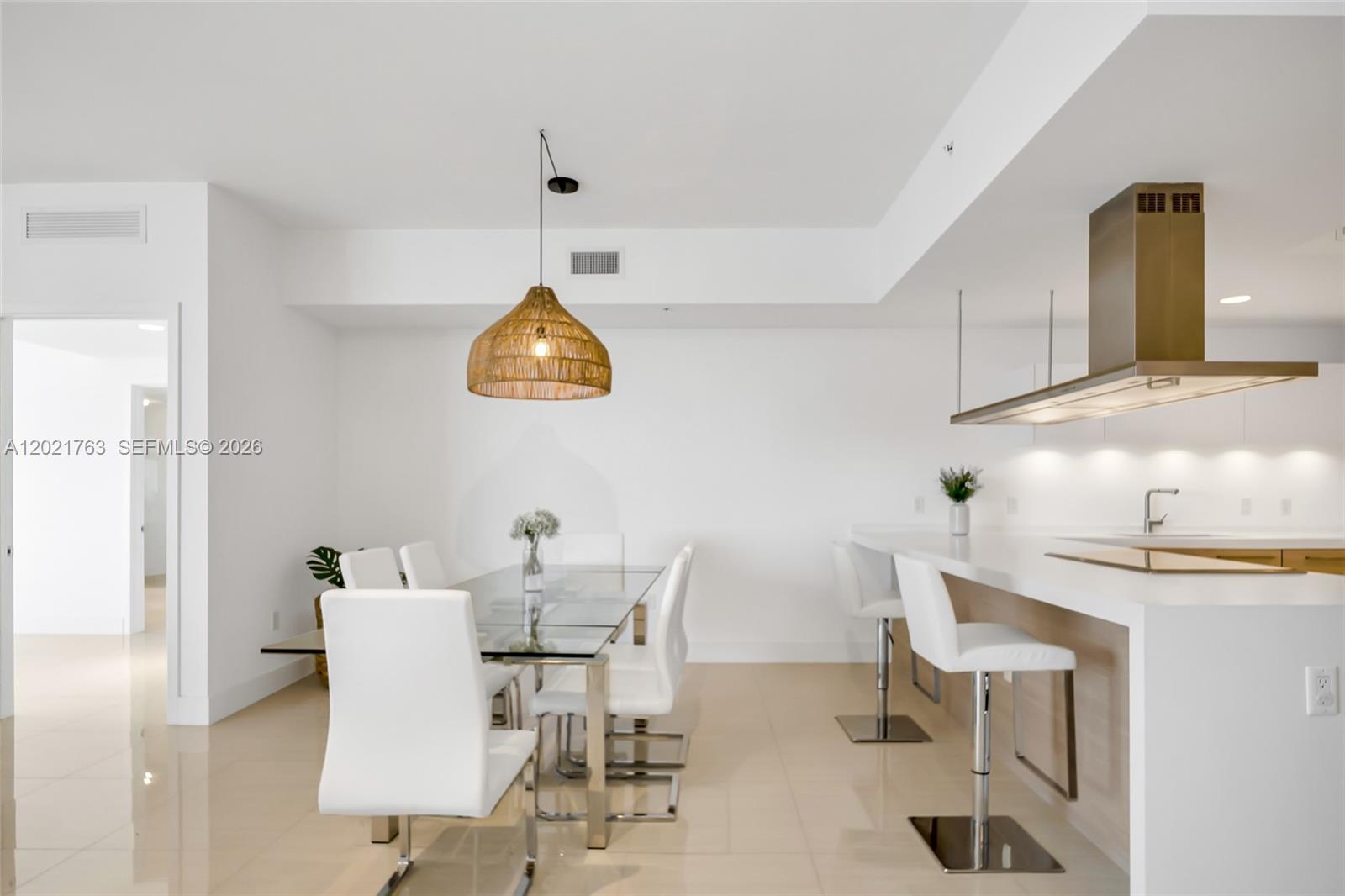 17301 Biscayne Boulevard 907 Property Photo 6