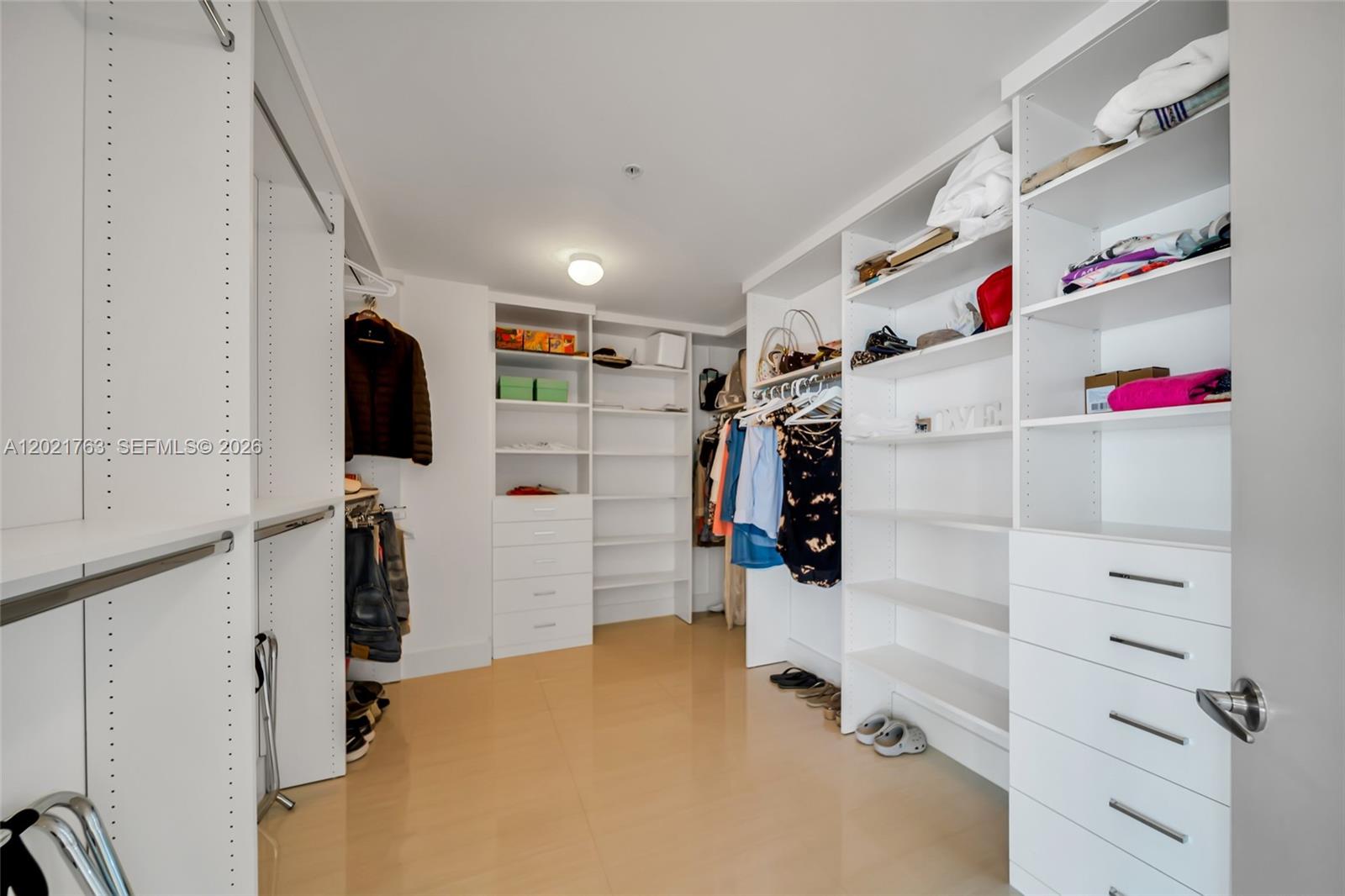 17301 Biscayne Boulevard 907 Property Photo 18