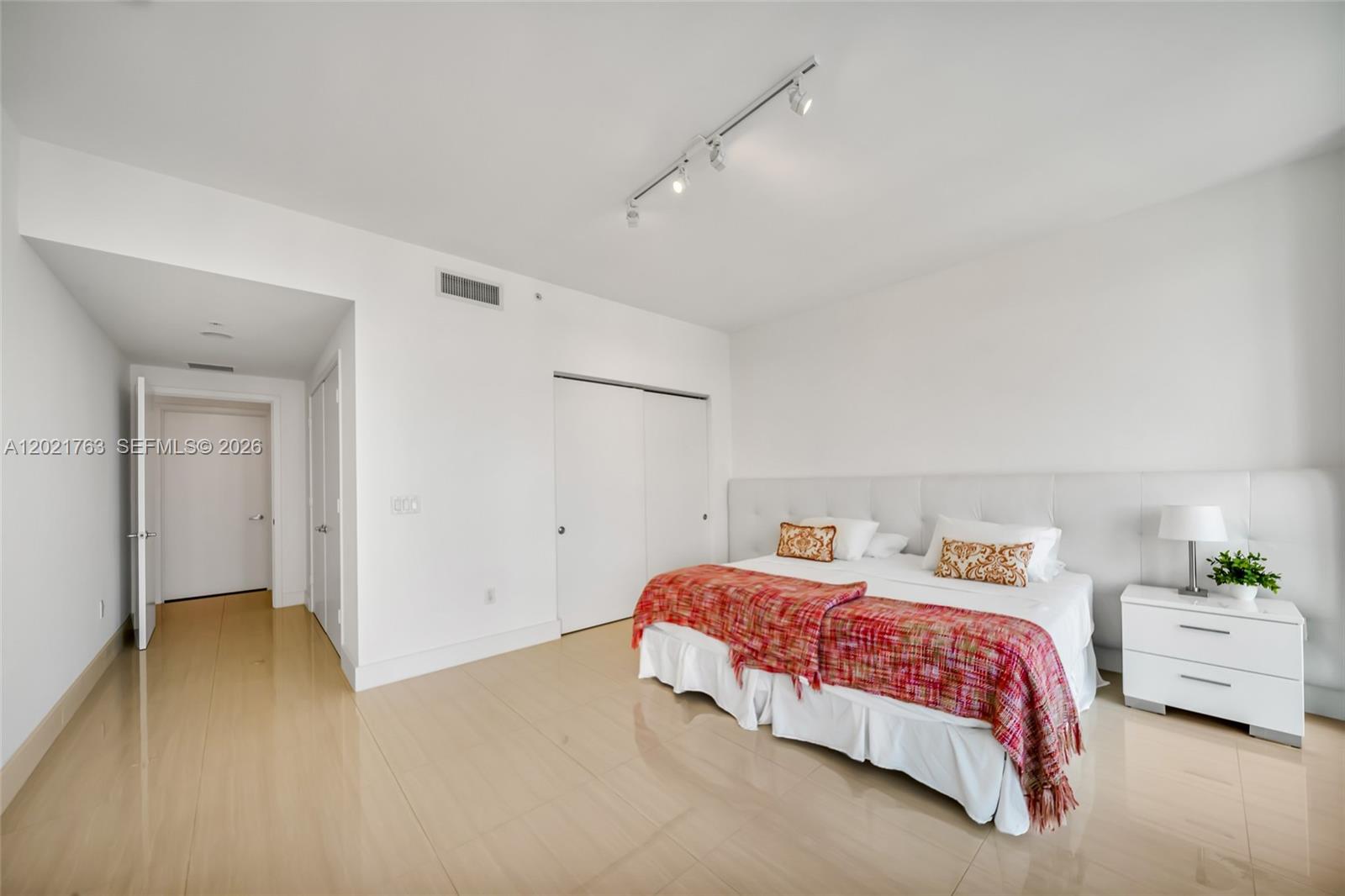 17301 Biscayne Boulevard 907 Property Photo 30