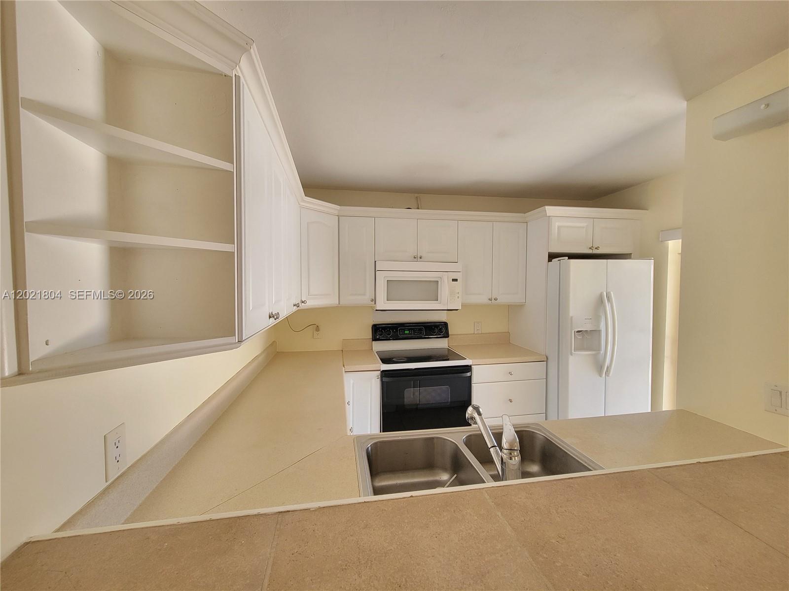 3227 32nd Way 3227 Property Photo 21