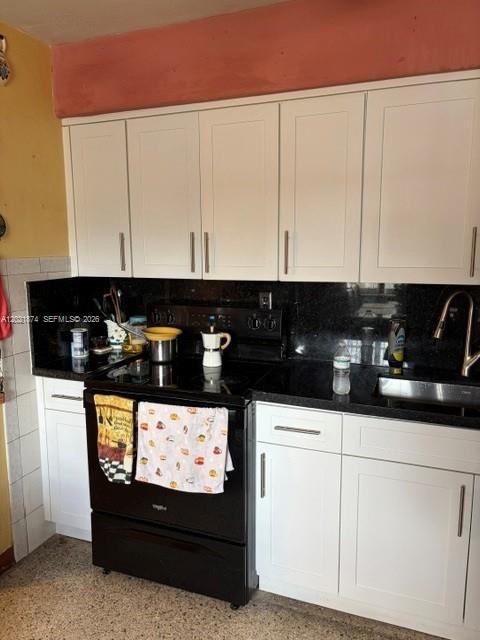 336 E 41st Street Property Photo 18