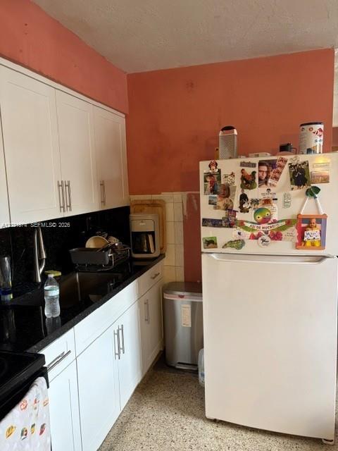 336 E 41st Street Property Photo 19