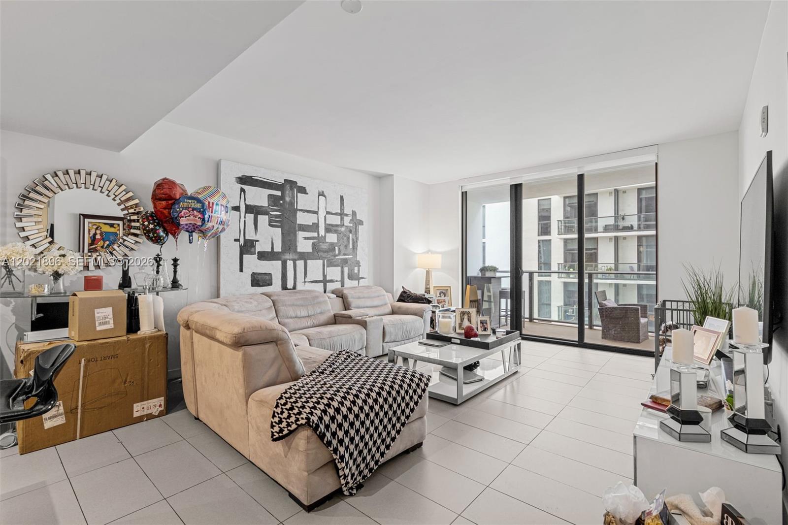 A12021896 Property Photo 5