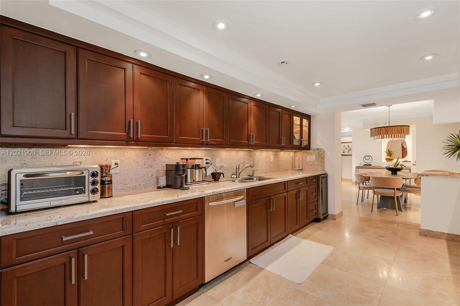 1121 Crandon Blvd E405 E405 Property Photo 12