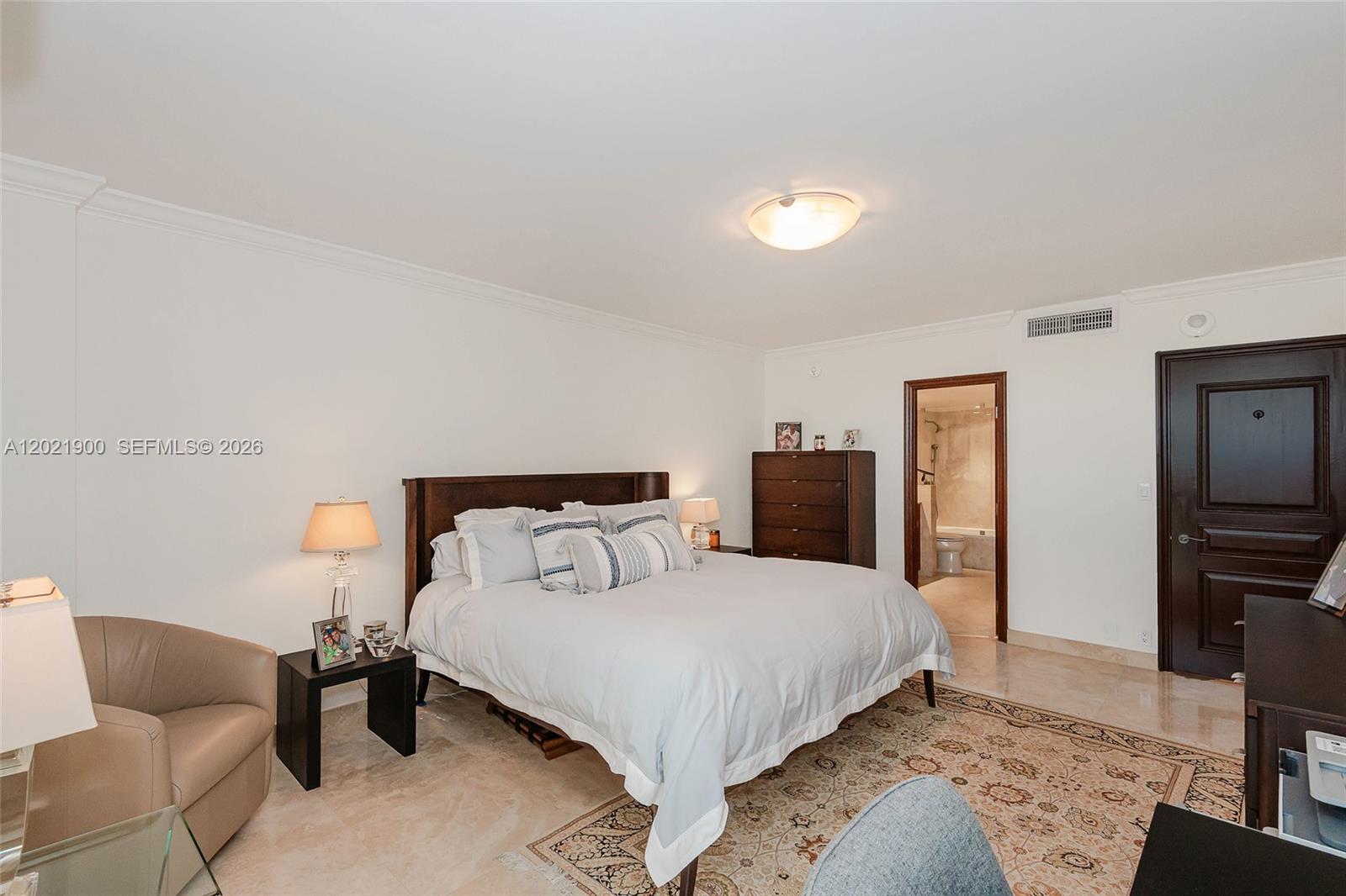 1121 Crandon Blvd E405 E405 Property Photo 23