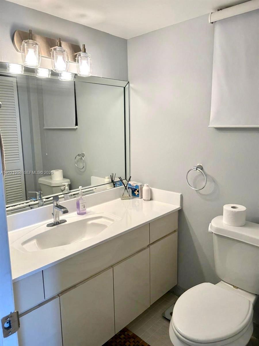 750 N Ocean Boulevard 1106 Property Photo 8