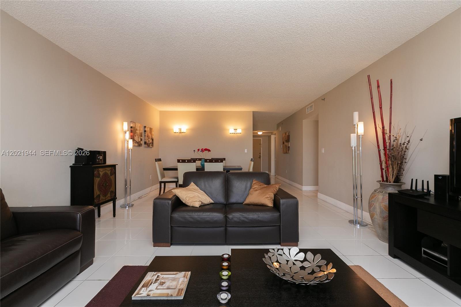 8855 Collins Avenue 6f Property Photo 8