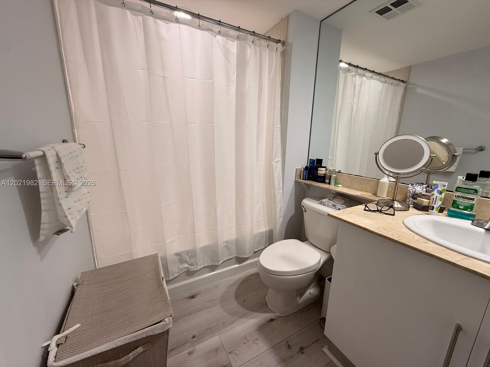 325 S Biscayne Boulevard 2024 Property Photo 8
