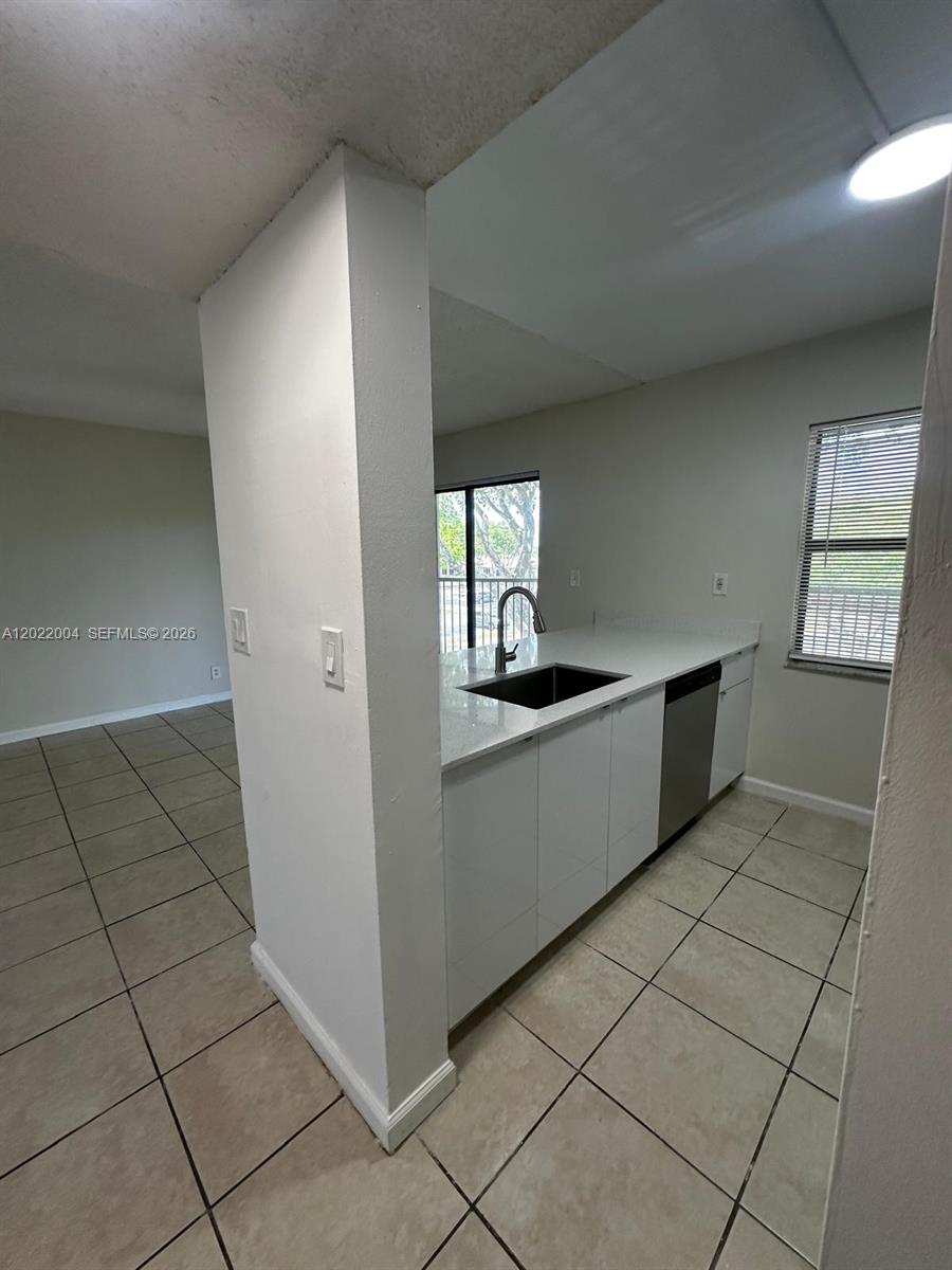 3400 Foxcroft Road 301 Property Photo 24