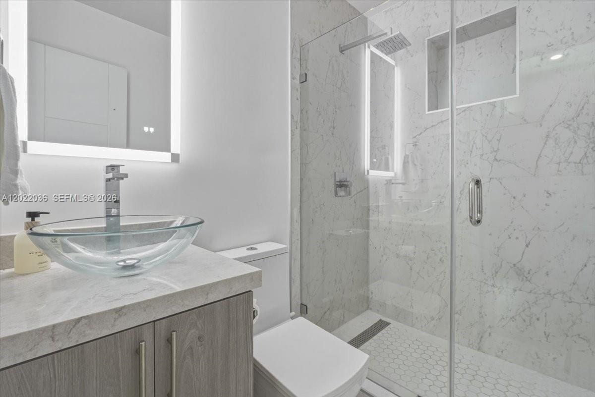 120 W 50th Street Property Photo 12