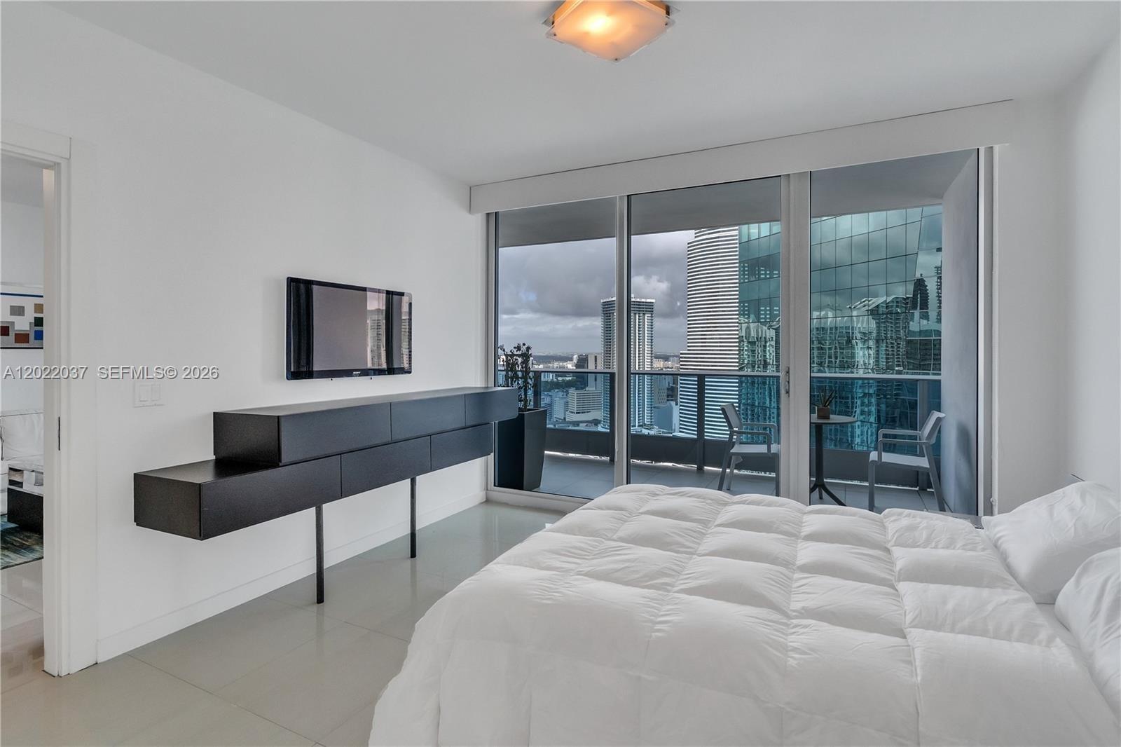 200 Biscayne Boulevard Way 3911 Property Photo 7