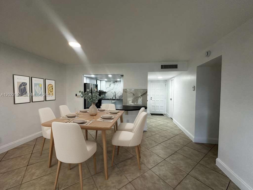 6301 N Falls Cir Drive 309 Property Photo 1