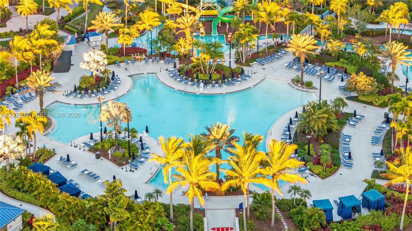 14501 Grove Resort 1304 Property Photo 1