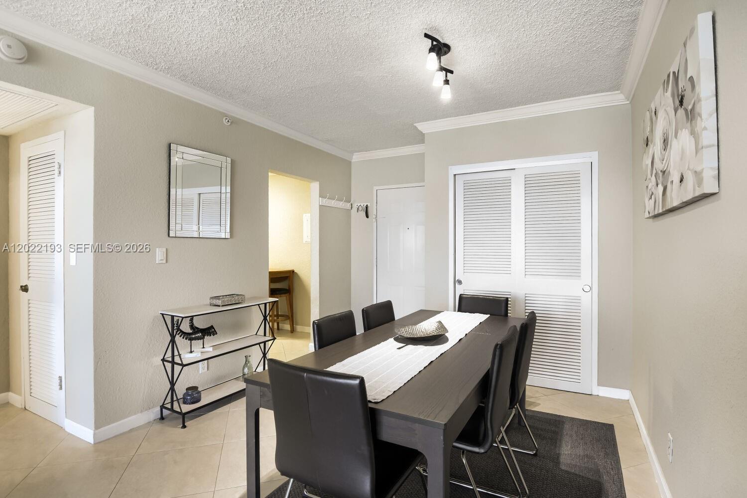 2501 S Ocean Drive 1129 (available Now-oct) Property Photo 3