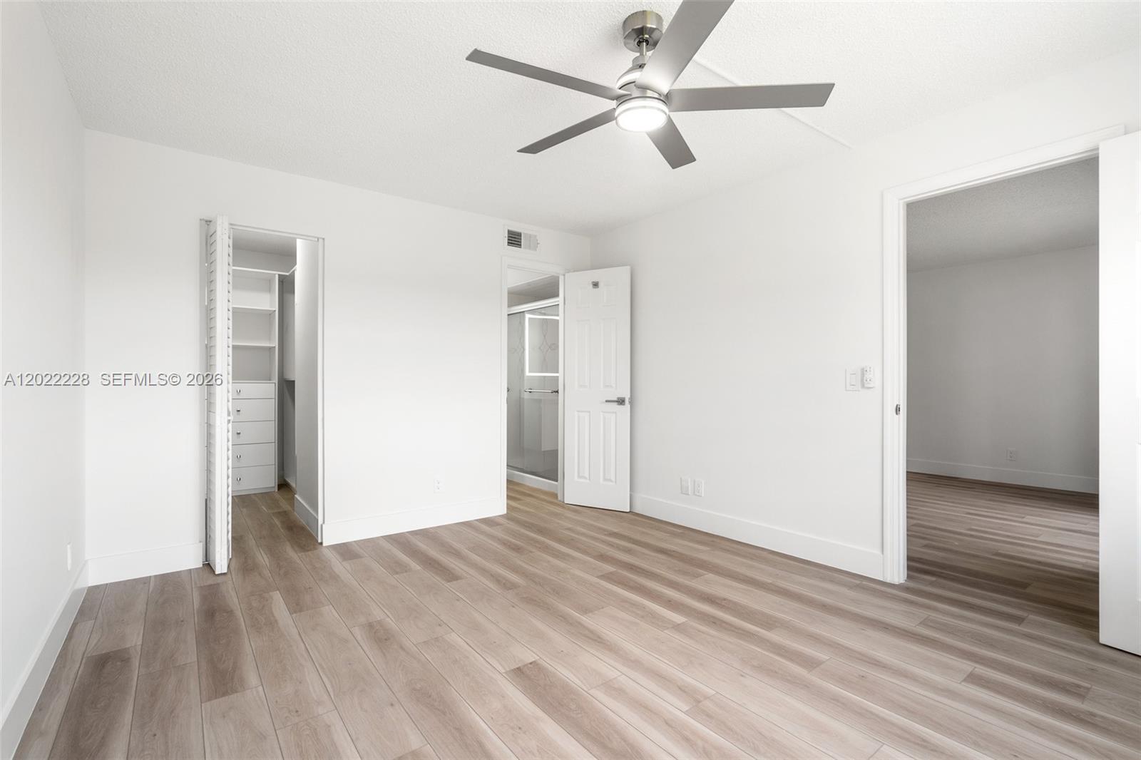 10130 Sunrise Lakes Boulevard 210 Property Photo 26