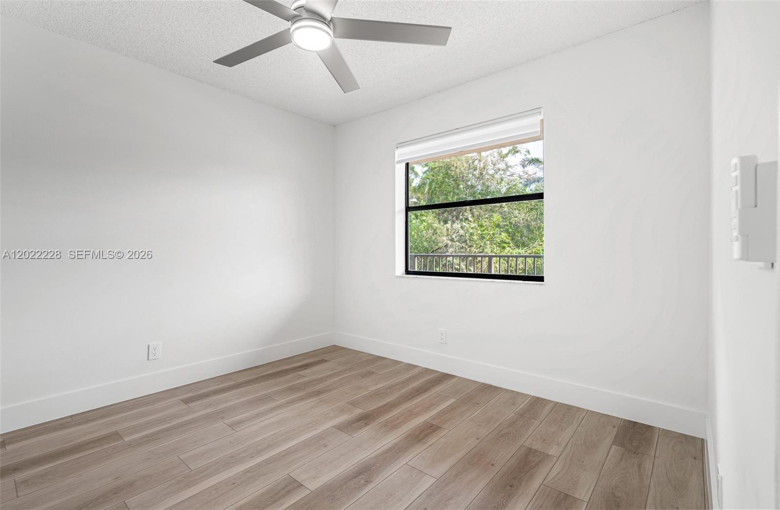 10130 Sunrise Lakes Boulevard 210 Property Photo 27