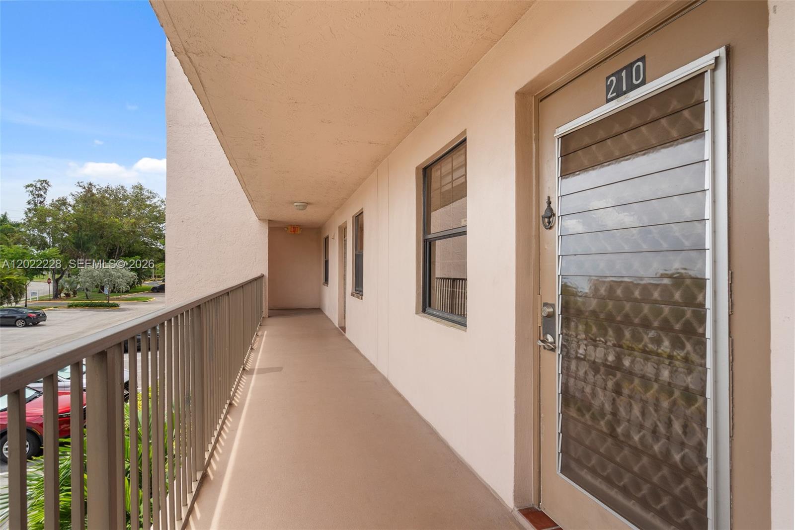 10130 Sunrise Lakes Boulevard 210 Property Photo 52