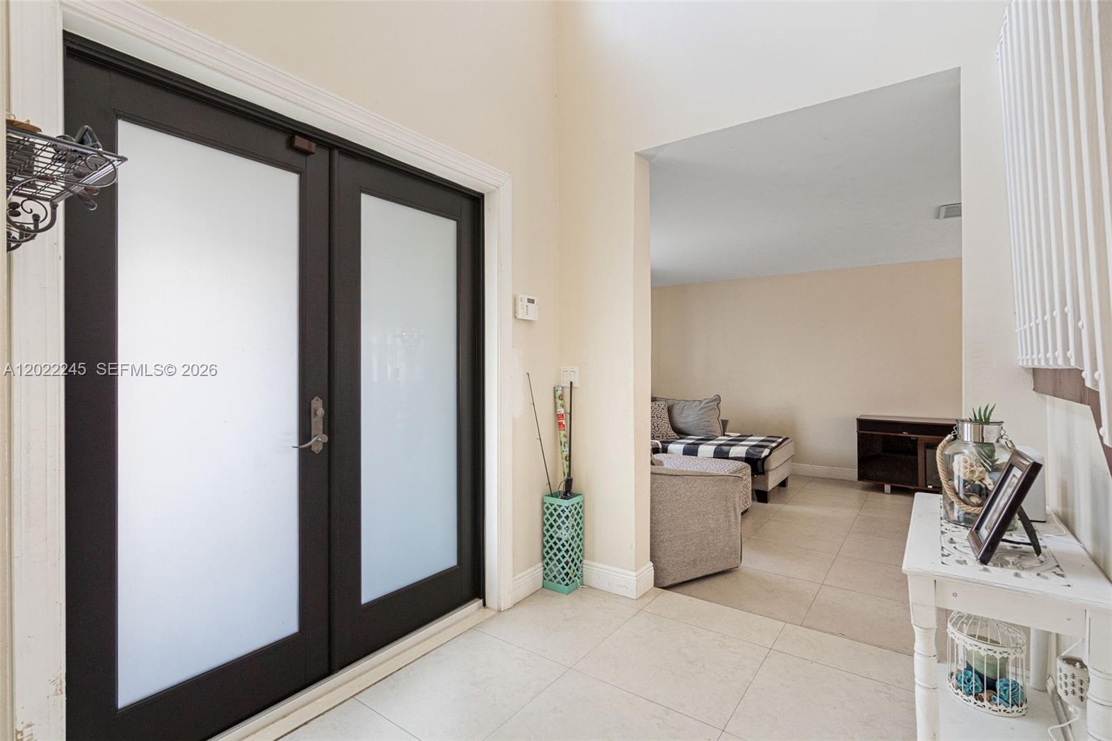 15530 Sw 59th Street Property Photo 6