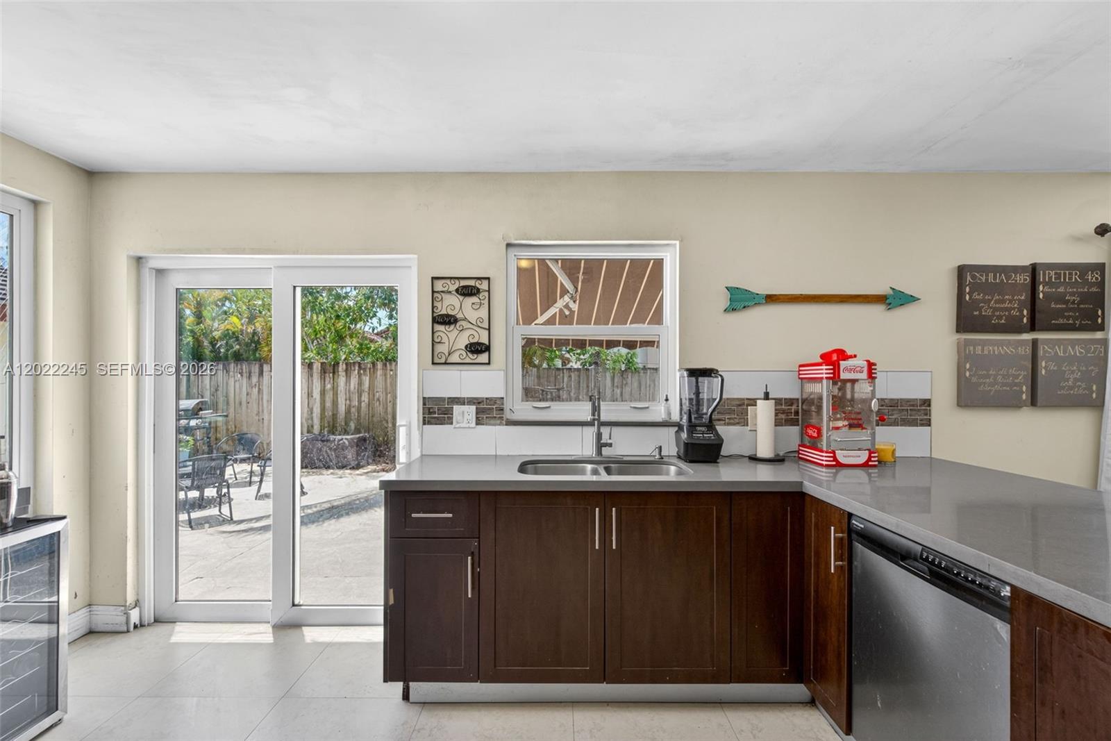 15530 Sw 59th Street Property Photo 14