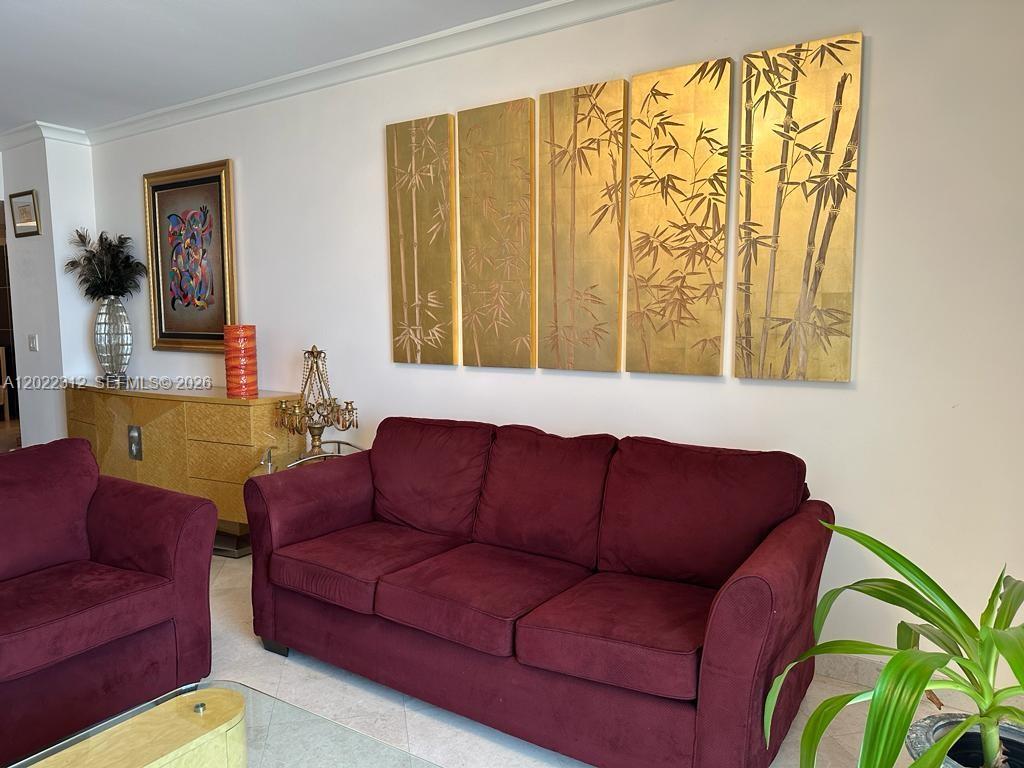 A12022312 Property Photo 9
