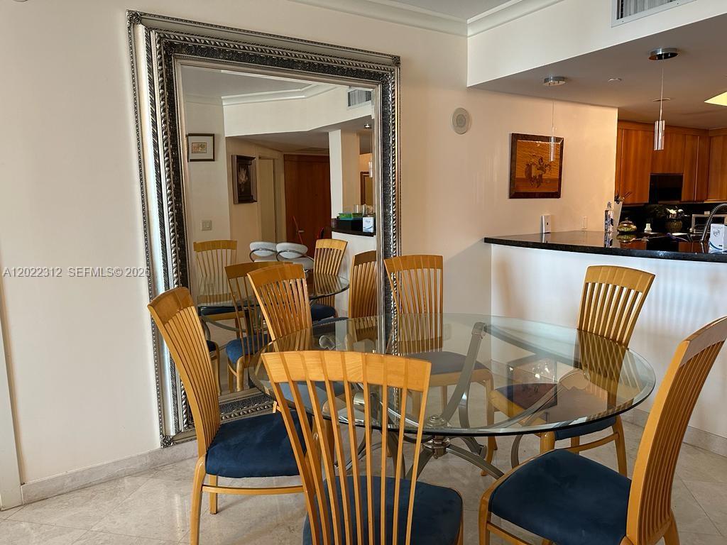 A12022312 Property Photo 10