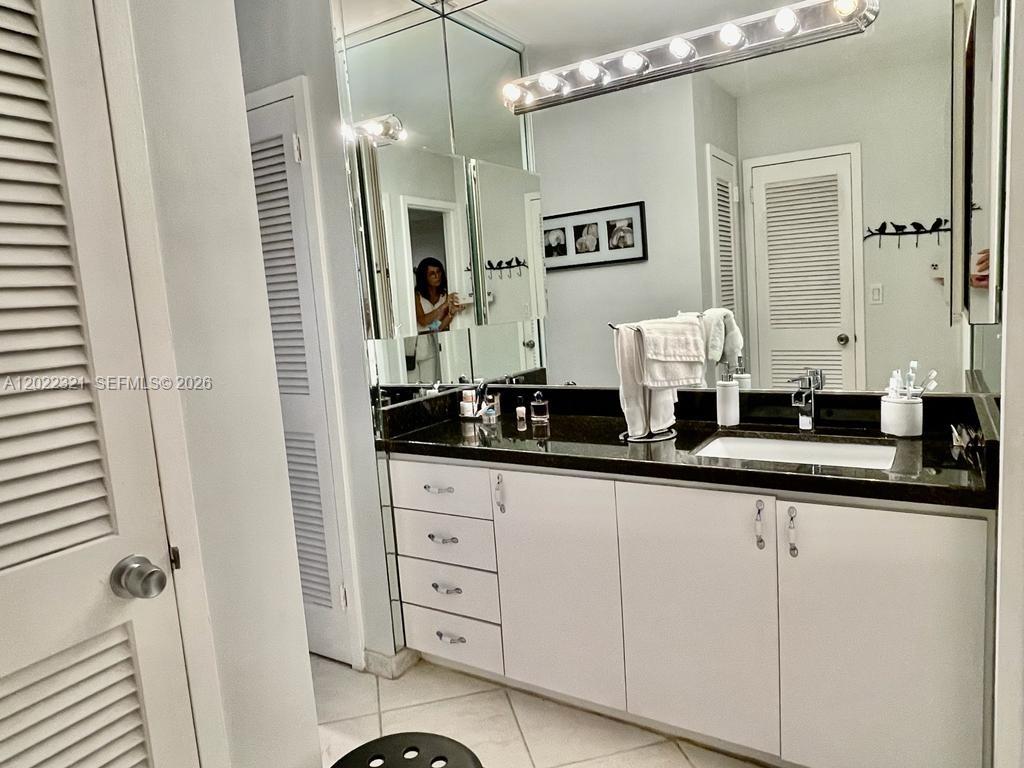 2030 S Ocean Drive 801 Property Photo 5